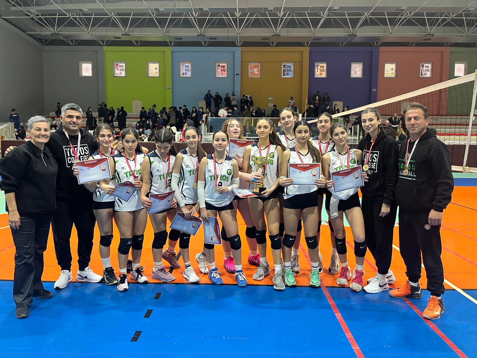 İl Birincisi Yıldız Kızlarımız